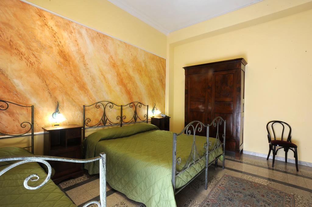 Albergo Bellavista Latina Kamer foto