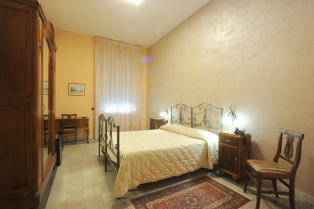 Albergo Bellavista Latina Buitenkant foto