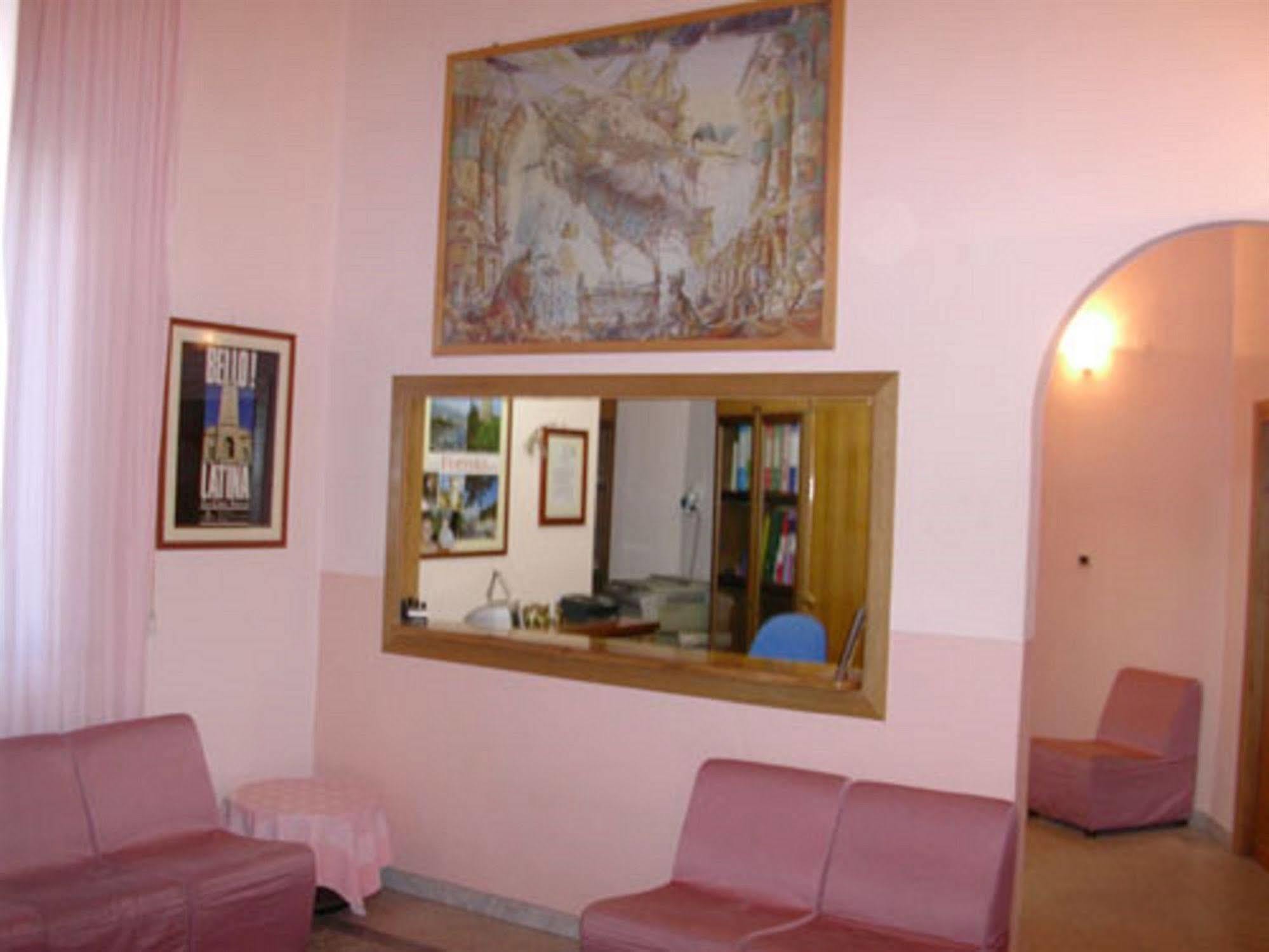 Albergo Bellavista Latina Buitenkant foto